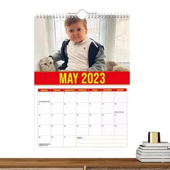 Настенный календарь с забавным персонажем на 2023-2024 годы С 12 глянцевыми ультратонкими страницами Настенный календарь на 2023 год для точного
